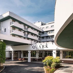 Quark ميلان